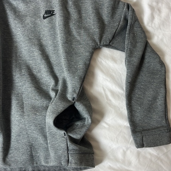 Nike Women’s Dri Fit Work Out Hoodie Sweatshirt Spell Out With Pockets - Picture 5 of 6